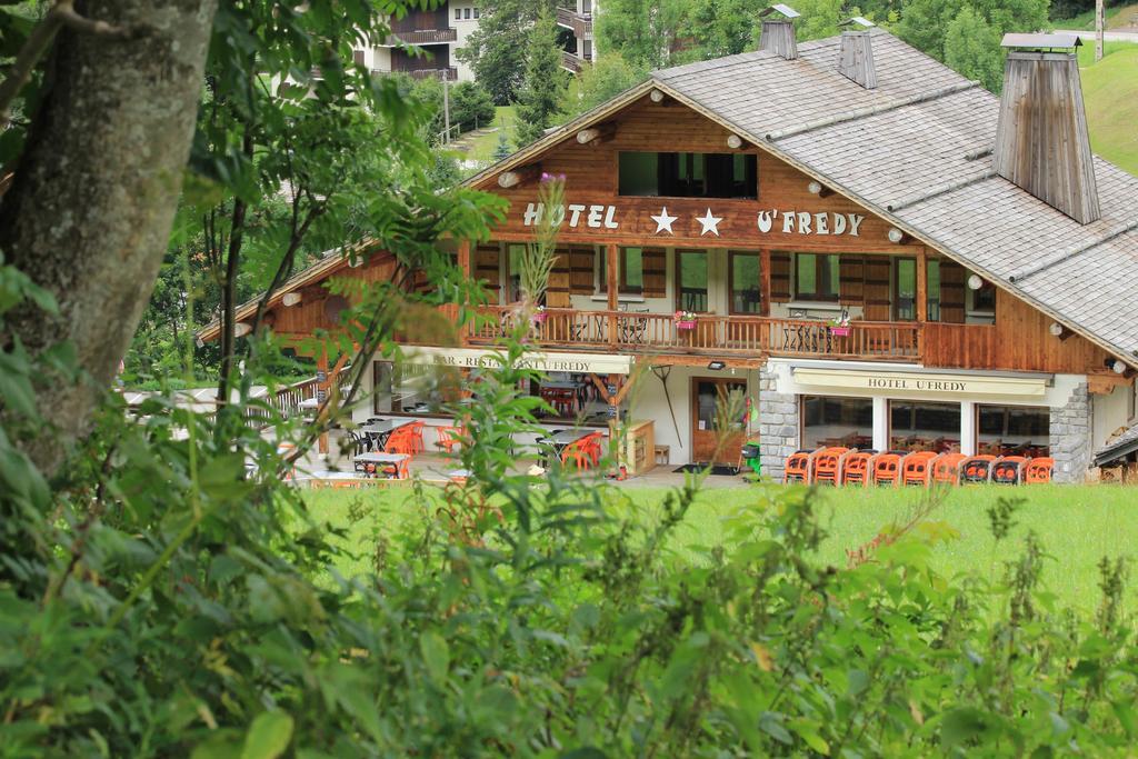 Hôtel Restaurant U'Fredy La Clusaz Exterior foto